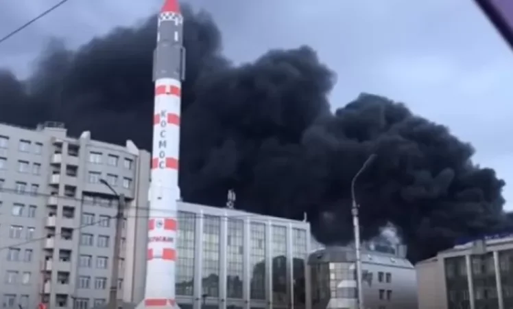 Video: Major Fire at Missile Manufacturing Plant in Russia