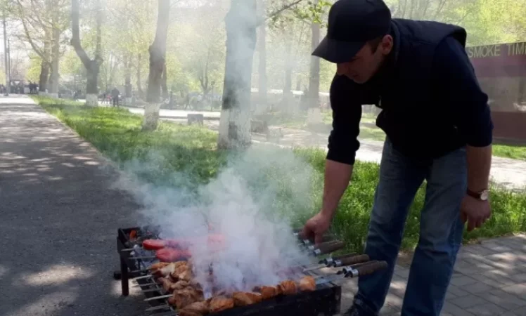 Հերթը խորովածինն է. Քաղաքացու օր