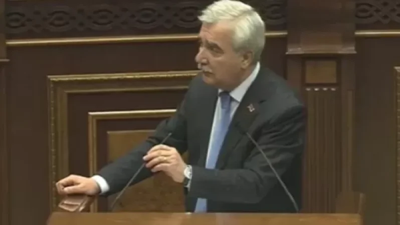 Մի շարք պաշտոնյաններ փախուստի են դիմել և խուսափում են ներկայանալ նախաքննական մարմին. Քոչարյան