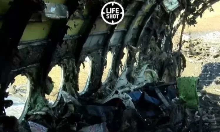 VIDEO: The Burning Sukhoi Superjet 100 Aircraft at This Moment