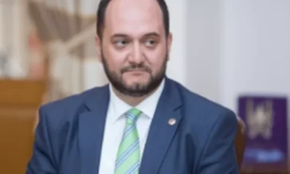 ԿԳ նախարարի հրահանգը` բոլոր դպրոցների տնօրենները պետք է ազատ­վեն աշխատանքից. Ժամանակ