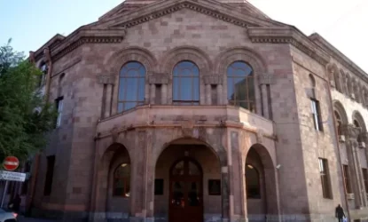 Ինքնասպանության փորձ ֆինանսների նախարարության դիմաց