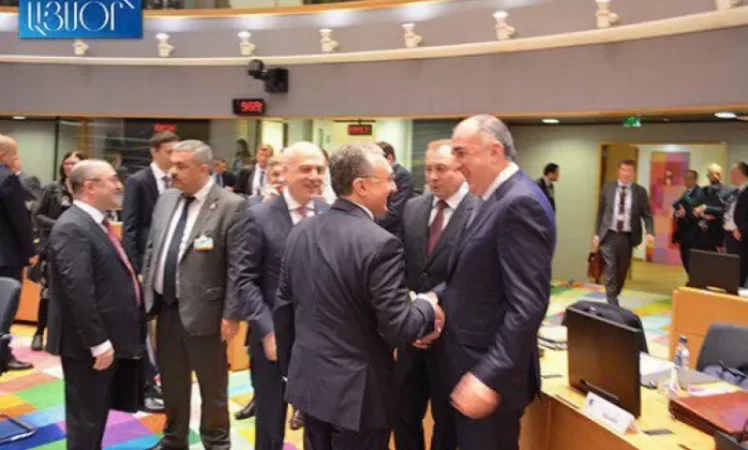 Բրյուսելում հանդիպել են Զոհրաբ Մնացականյանը և Էլմար Մամեդյարովը