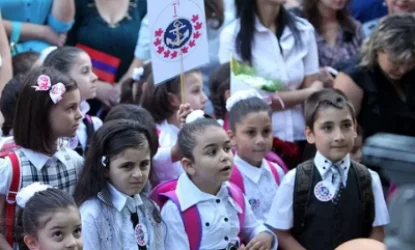 ԿԳՆ-ն՝ ծնողների ռմբակոծման տակ. «Հրապարակ»