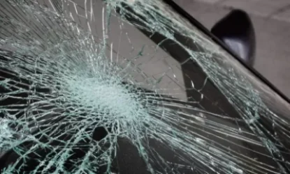 Գեղարդի վանք տանող ավտոճանապարհից մեքենան գլորվել է ձորը