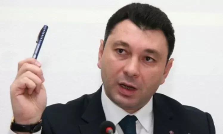 Փաշինյանը պետք է հեռանա. Էդուարդ Շարմազանով