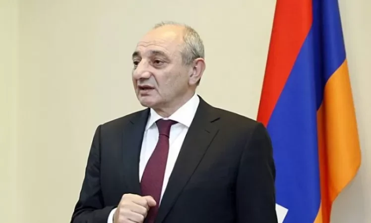 «Քոչարյանը ո՞նց է». պատգամավորը՝  Բակո Սահակյանին. «Հրապարակ»