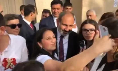 ՈՒՂԻՂ. Փաշինյանը Վերջին զանգը նշում է շրջանավարտների հետ Կառավարական ամառանոցում