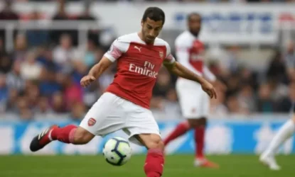 Շնորհակալ եմ, ի'մ ընկեր. Մխիթարյանը Սոկրատիսին