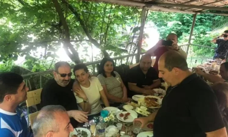 PHOTO: Anna Hakobyan on Prime Minister's "Luxurious, Radiant", "Exotic" Birthday