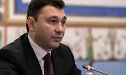 Բացահայտվեց Փաշինյանի հերթական ֆեյք լուրը․ Շարմազանով