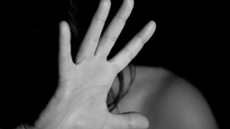 Սյունիքում  հայրը իր ավտոմեքենայում սեռական հարաբերություն է ունեցել 13-ամյա դստեր հետ. ՔԿ