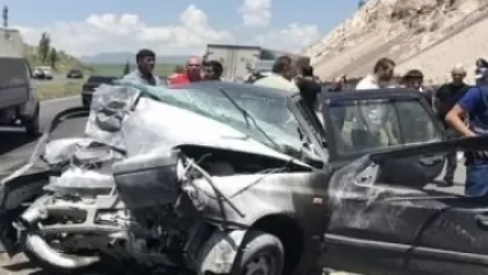 Սևանի ճանապարհին մեքենան բախվել է արգելապատնեշին. կա մեկ զոհ