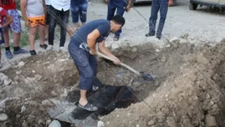 Արարատի մարզի Նոր Խարբերդ գյուղում 1 շաբաթ է՝ խմելու ջրի խողովակաշարը վնասվել է, ու ջուրն անխնա հոսում է. Shamshyan.com