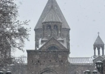 Մայր Աթոռը արձագանքել է եպիսկոպոսների երկրից չբացակայելու վերաբերյալ որոշմանը