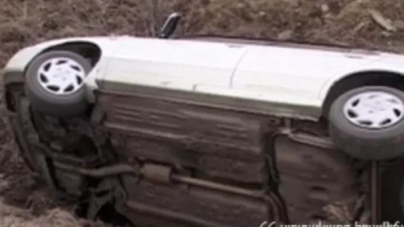 Nissan Falls into Gorge Near Artashavan Village