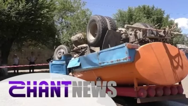 Video: A ZIL Truck Upside Down in Gyumri