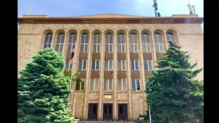 Հրայր Թովմասյանն ու ՍԴ 6 անդամները չեն կարող մասնակցել Քոչարյանի ու Խաչատուրովի դիմումների քննությանը. Դիմում