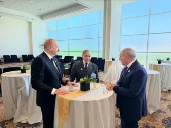 Տեղի է ունեցել պատմության մեջ առաջին հանդիպումը Հայաստանի և Պակիստանի ղեկավարների միջև