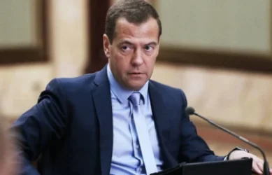 Նրանք ուղղակի տակները կլցնեն ու կհրաժարվեն Գրենլանդիայից. Դմիտրի Մեդվեդև