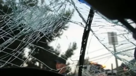 «Opel»-ը հայտնվել է հարեւան փողոցի տներից մեկի տանիքի վրա