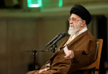 Խամենեին մտադիր է դիմանալ մինչև Թրամփի նախագահության ավարտը