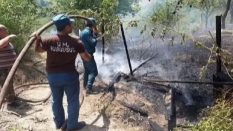 Խոշոր հրդեհ՝ Կոշ և Ավան գյուղերի միջանկյալ հատվածում. Մարմանը մասնակցել են 20 գյուղացիներ