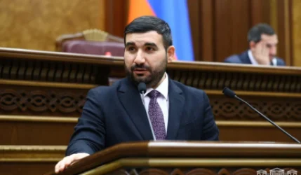 Երբ քննադատվում է Կտրիճ Ներսիսյանը ՝ սրբապղծություն է, Տեր Արամին թիրախավորելը՝ արդեն սուրբ գո՞րծ․ Ալեքսանյան