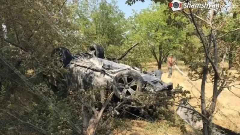 Արարատի մարզում Range Rover-ը գլխիվայր հայտնվել է դաշտում․ կա 4 տուժած