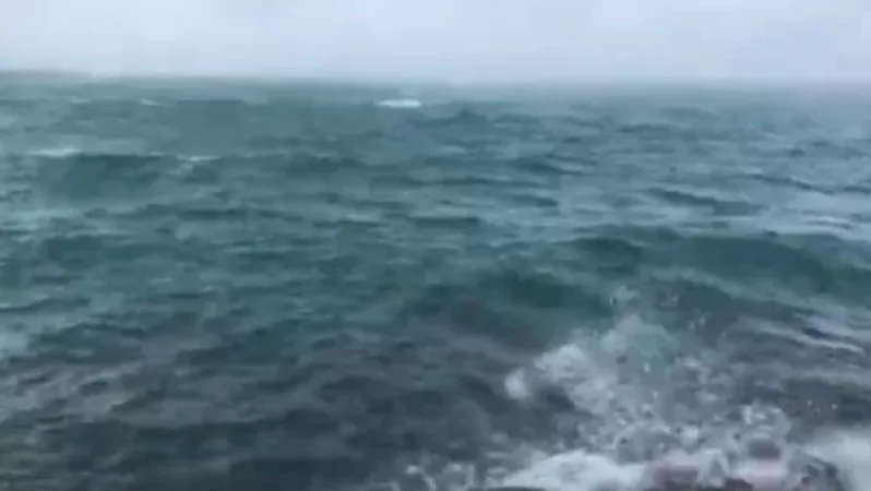 Video: Turbulent Sevan. The Prime Minister is Live
