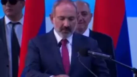 ՈՒՂԻՂ. Վարչապետ Փաշինյանը ելույթ է ունենում Ստեփանակերտի Վերածննդի հրապարակում