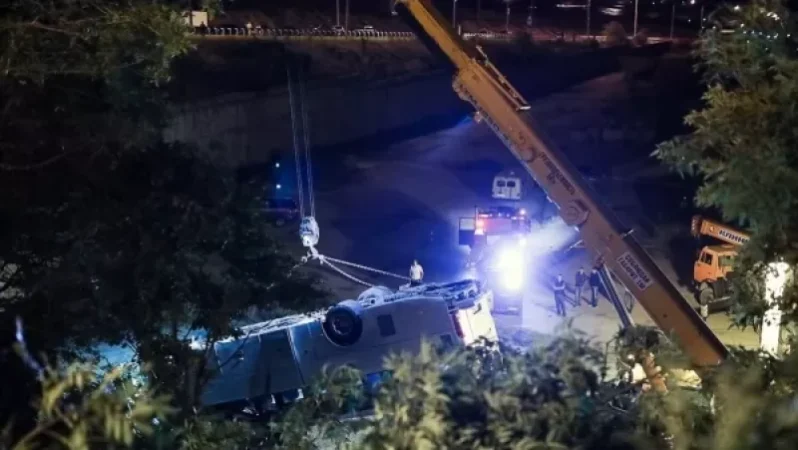 Նովոռոսիյսկում զբոսաշրջային ավտոբուսը 33 մ բարձրությունից գահավիժել է ձորը