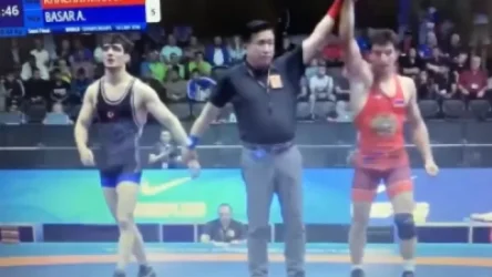 Շանթ Խաչատրյանը հաղթեց թուրք ըմբիշին և դուրս եկավ եզրափակիչ