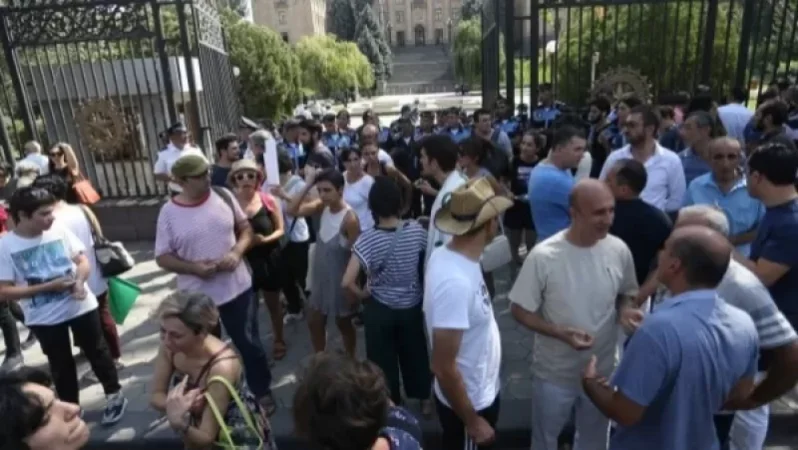 Rapid Response Team Deployed to Police Station Under Human Rights Defender's Directive