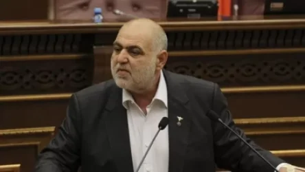 «Ժամանակ». Ոստիկանությունը մտել է Սեյրան Սարոյանի տուն ու բերման ենթարկել այնտեղ գտնվողներին