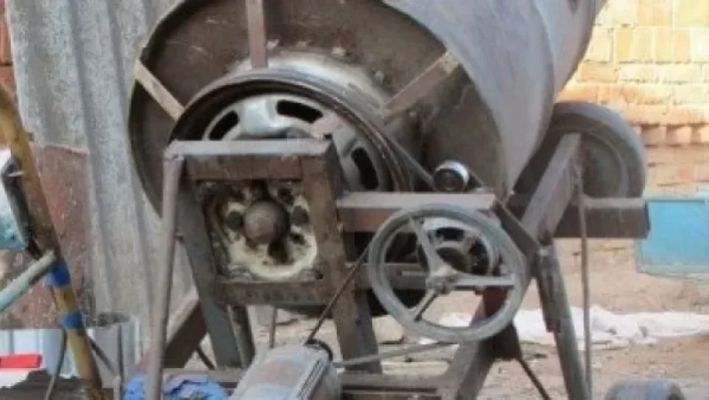 58-Year-Old Man Dies After Falling Into Concrete Mixer While Working with Electric Welding Machine