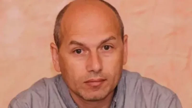 Արցախը դիտել որպես պրոբլեմ, նշանակում է կապիտուլիացիայի ձեռք մեկնել Բաքվին. Գեղամ Նազարյան