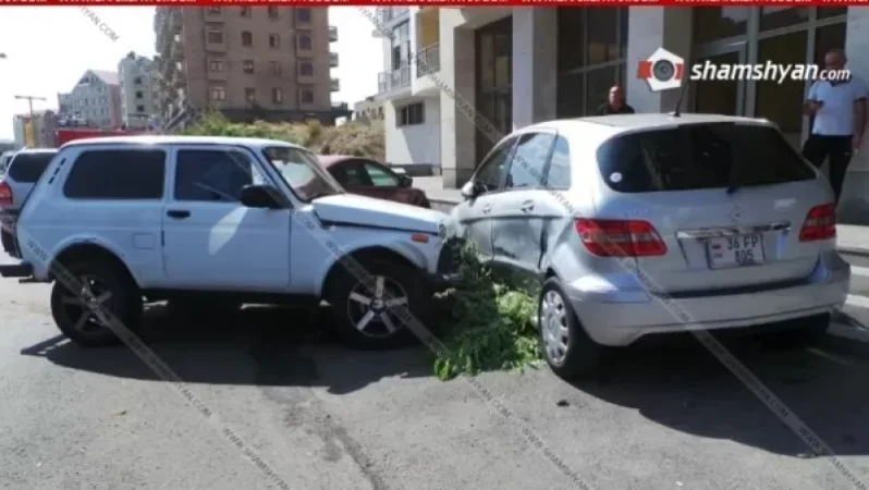 Нива-ն դուրս է եկել հանդիպակաց երթևեկելի գոտի և բախվել կայանված Mercedes-ին. Shamshyan.com
