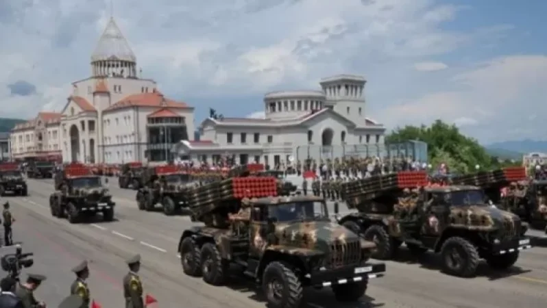 Ռազմական տեխնիկայի և սպառազինության ցուցահանդես Ստեփանակերտում