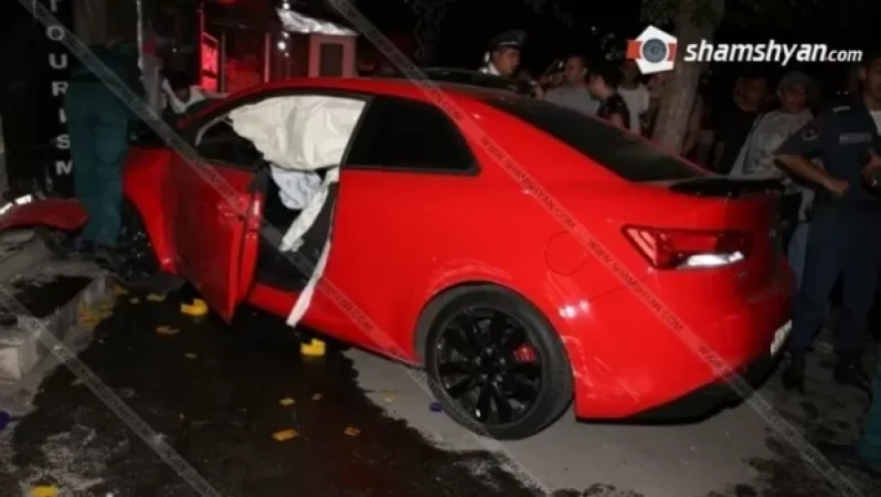 Կոմիտասում Kia-ն դուրս է եկել հանդիպակաց գոտի ու բախվել շենքի պատին