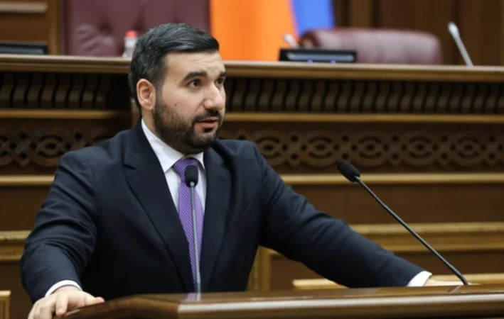 Ամենաողբերգականը. Գյումրու եկեղեցու զանգերը, որ լուռ էին պատերազմի օրերին՝ հիմա ղողանջում են. Ալեքսանյան