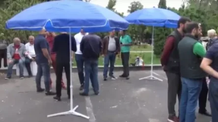 Ուղիղ. Քոչարյանի աջակիցների բողոքի ակցիան շարունակվում է