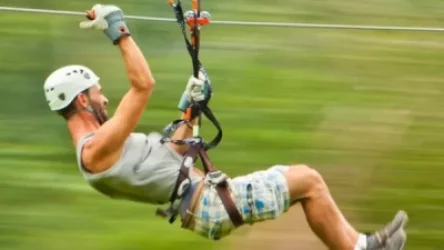 Երիտասարդները վնասվածքներ են ստացել Երևանում միաճոպան կախովի ճոպանուղուց օգտվելիս