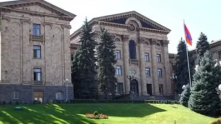 ԱԺ աշխատակազմից կրճատվել է 50 աշխատող