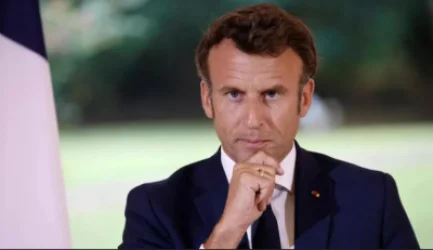 Մակրոնը խոստացել է վերադարձնել Լուվրից գողացված զարդերը