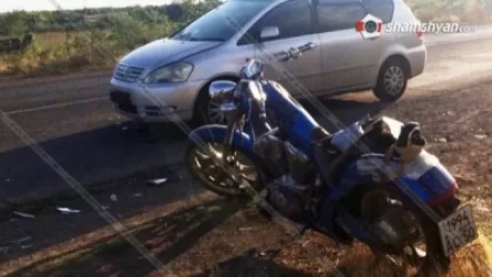 Արագածոտնի մարզում բախվել են մոտոցիկլն ու Toyota-ն