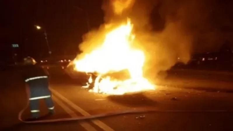 Վթար Լենինգրադյան փողոցում, մեքենան այրվել է. կա տուժած