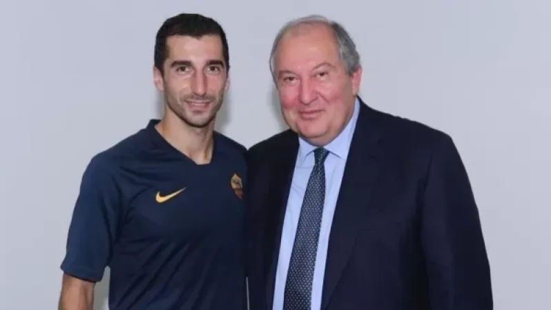 «Ռոմա»-«Լեչչե» հանդիպումից առաջ նախագահ Արմեն Սարգսյանը զրուցել է Հենրիխ Մխիթարյանի հետ