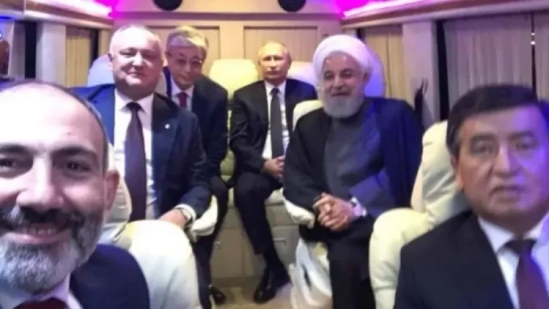 Ճանապարհային սելֆի. Փաշինյանը լուսանկար է հրապարակել