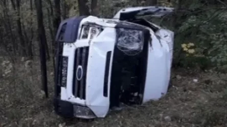 Երեւան-Դիլիջան ճանապարհին մեքենան 10 մետր գլորվել է ձորը. կան տուժածներ